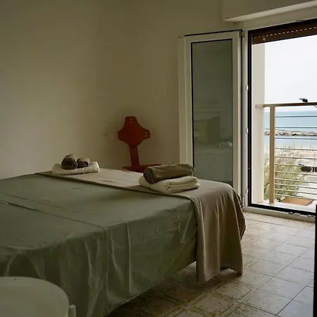 The House Of Friends Costa Dei Trabocchi Tatil Evi Torino di Sangro